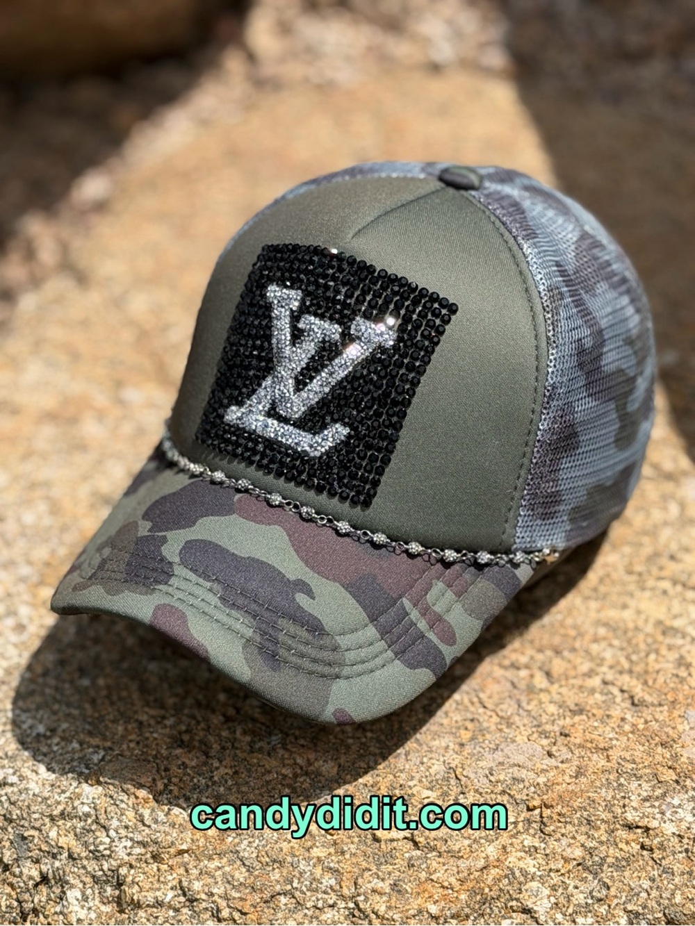 New Handmade Camo  Couture Logo Bling Trucker Hat - Picture 4 of 10